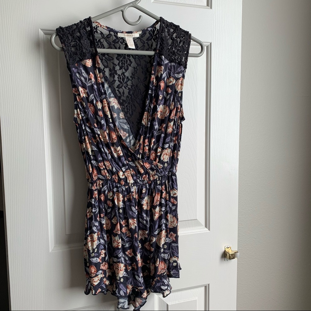 Forever 21 F21 floral romper